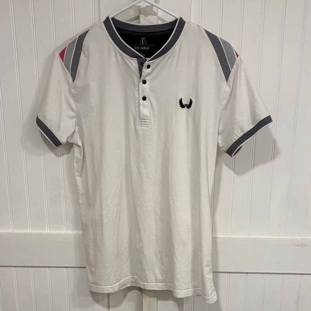Nick Danger:White/blue, short sleeve Casual Shirt  size L fits like M